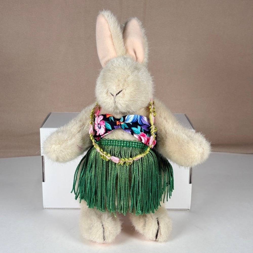 North American Bear Co Hoppy VanderHare Hula Bunny Plush Vintage 1989 8 inch‎